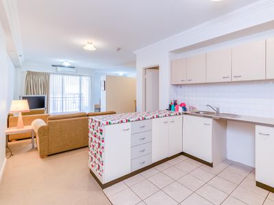 2A / 811 HAY STREET, Perth