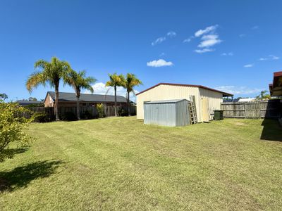 2 Merrilyn Court, Urangan