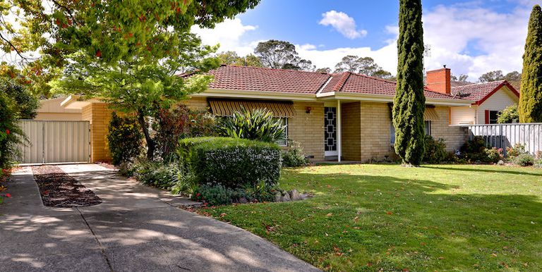 7 Charman Ave, Euroa