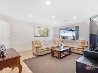 2 Cedron Rise, Coogee