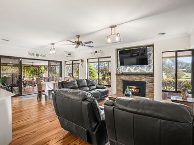 36 Beacham Road, Serpentine