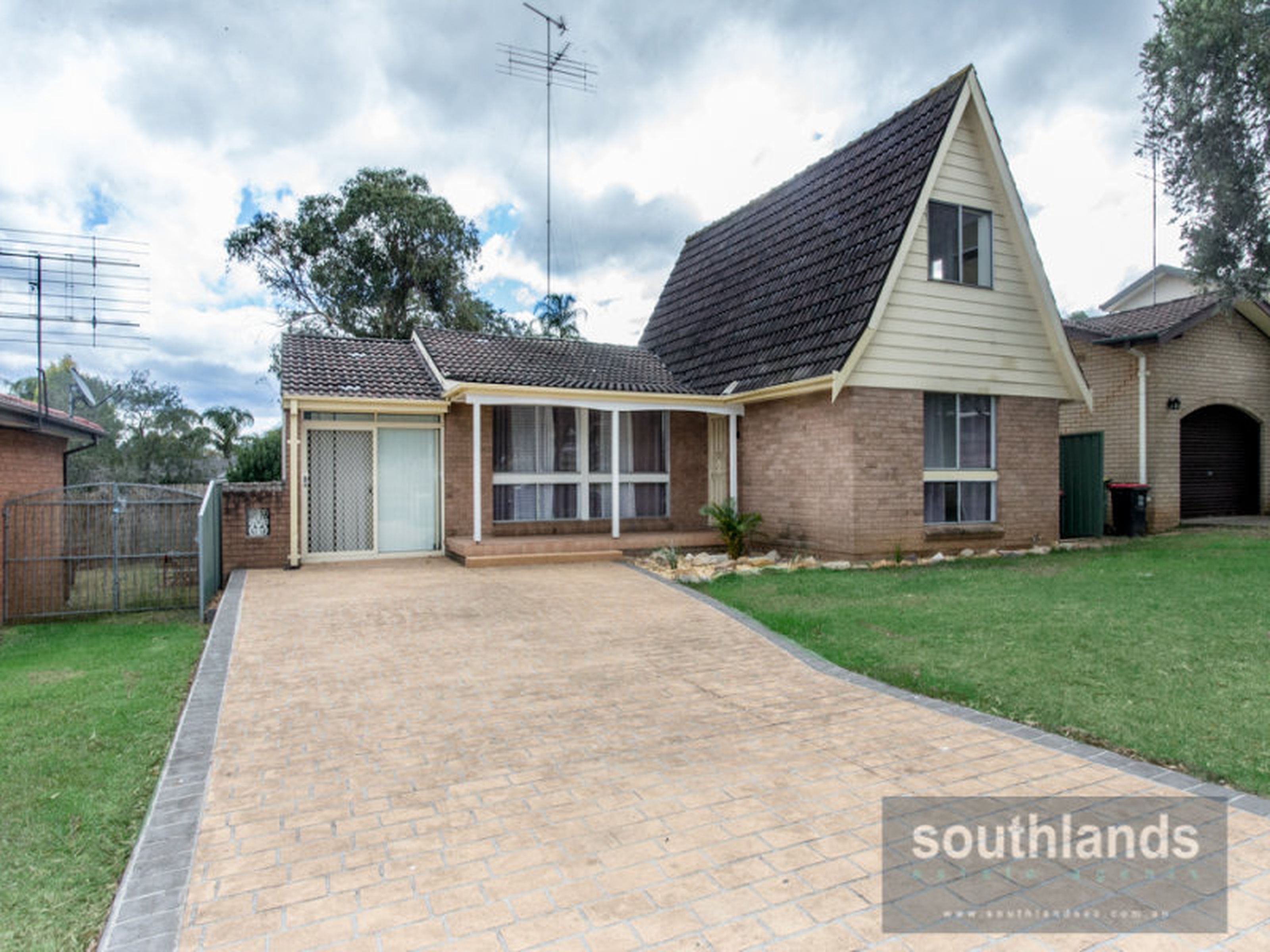 9 Lowanna Drive, SOUTH PENRITH