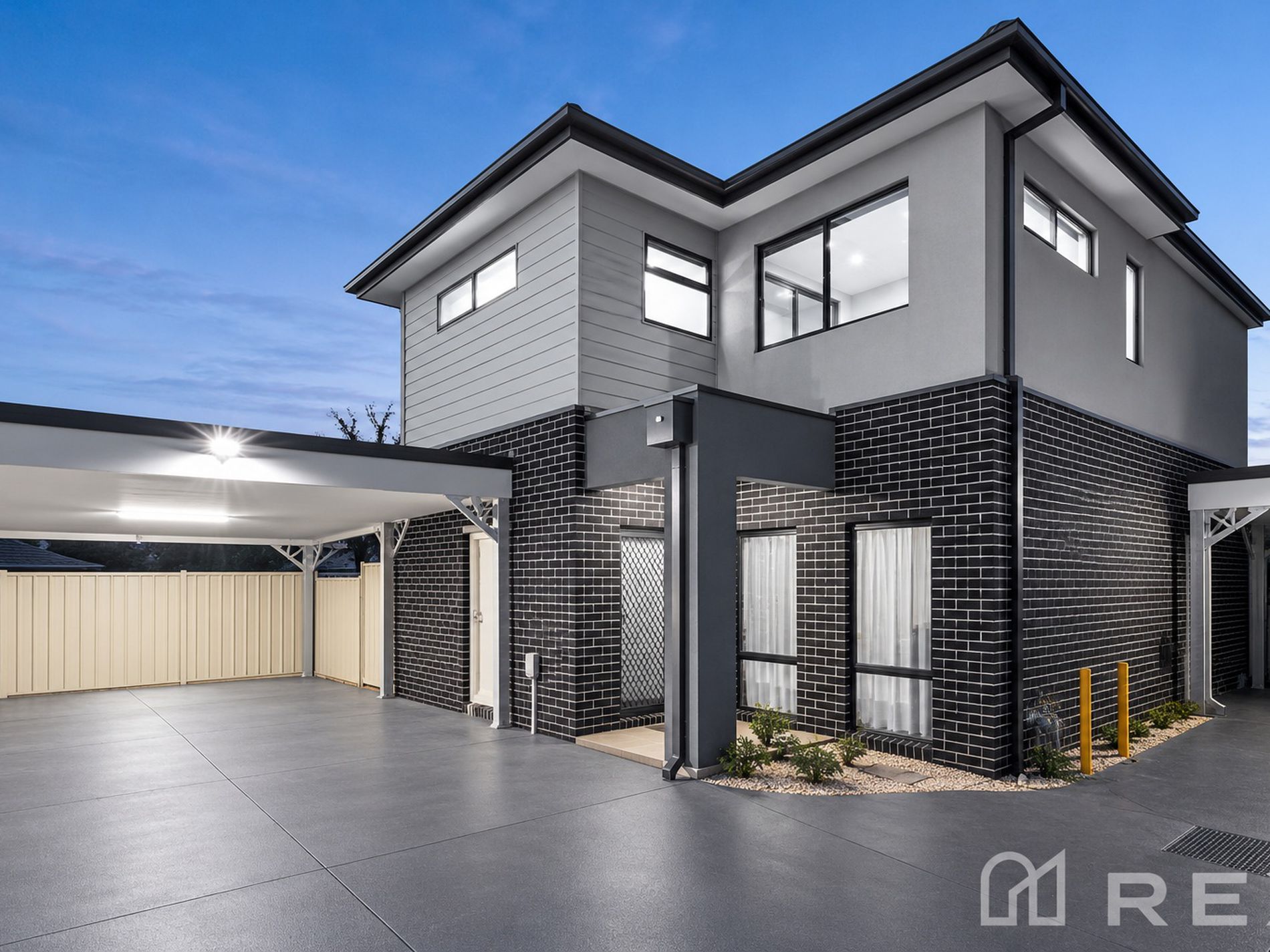 2 / 33 Arcadia Avenue, Hallam