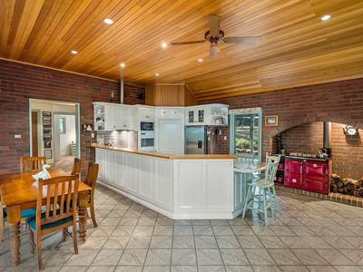 37 Douglas Road, Mount Macedon
