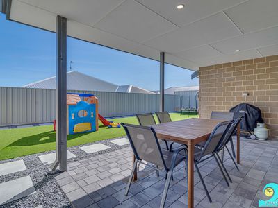 10 Paddle Way, Yanchep
