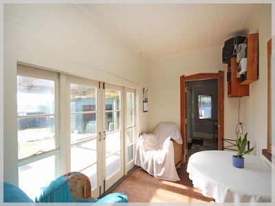 11 Anga Street, Tangimoana
