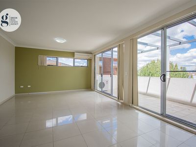 9 / 1 St Andrews Place, Dundas