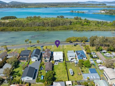 53 Point Road, Tuncurry
