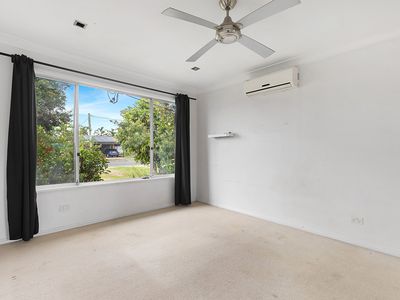 23 Tenth Street, Weston