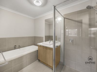 31 Guisard Way, Clyde North