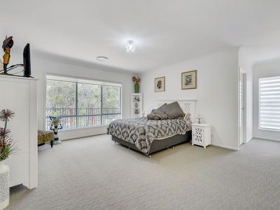 68 Outlook Place, Moggill