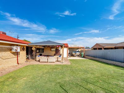 36 Holcombe Road, Warnbro