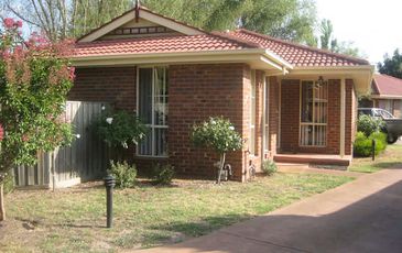 4 / 107 Princes H'way, Beaconsfield
