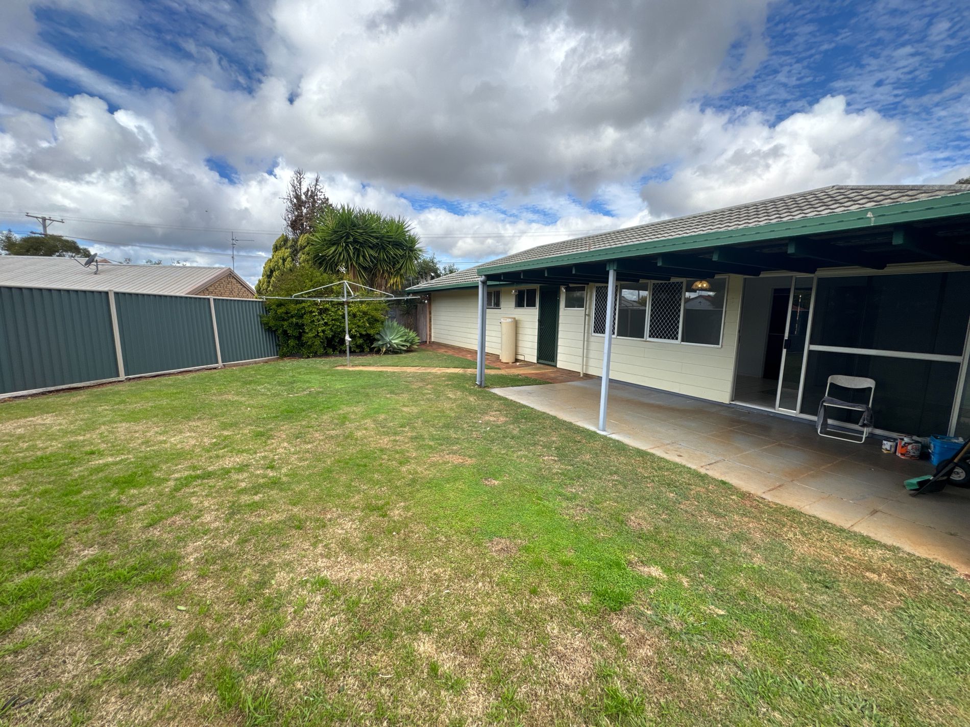 15 Windsor Circle, Kingaroy