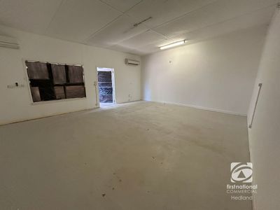 974 Central Road, Tom Price