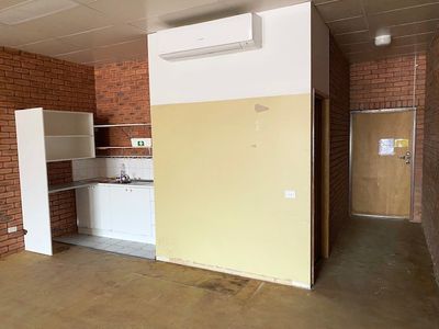 2 / 32 Synnot Street, Werribee