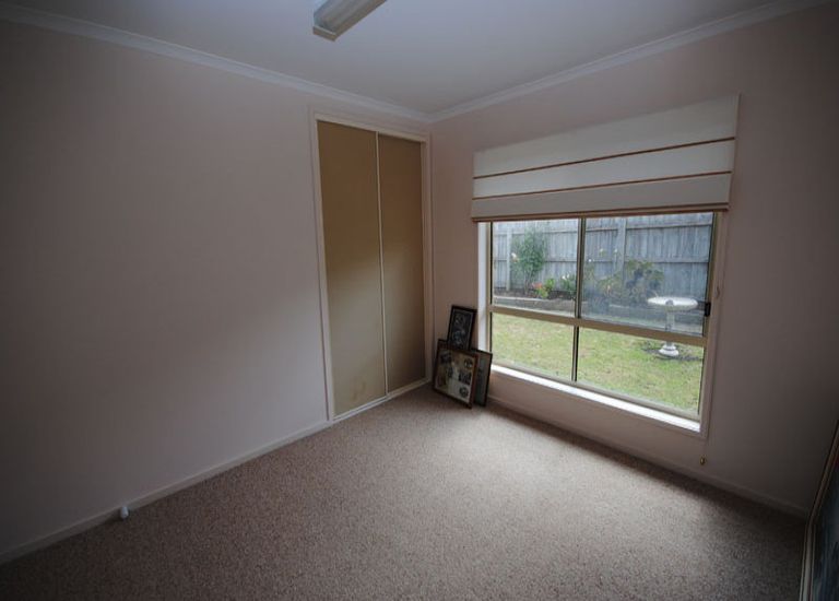 2 Manca Court, Portland