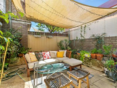 16 / 323 Stirling Street, Highgate