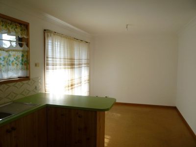 8 Wyoming Avenue, Burrill Lake