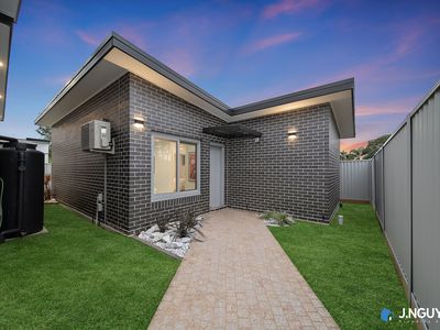 145 & 145A Dublin St, Smithfield