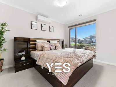 90 Glenrose Boulevard, Clyde North