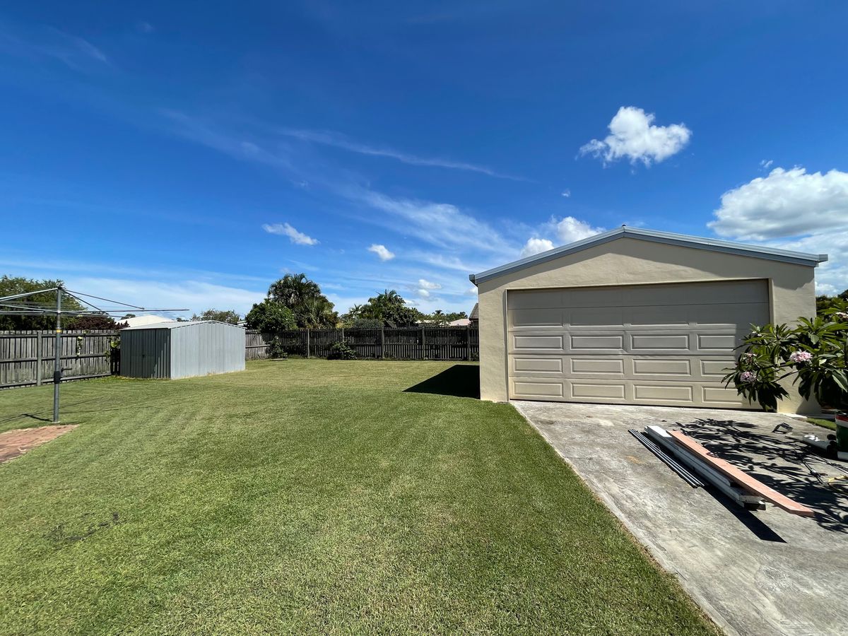 58 Bowerbird Avenue, Eli Waters