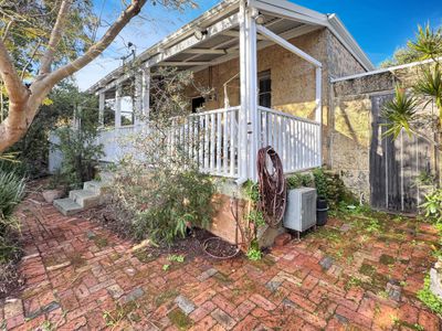 2 Victor Street, Hilton