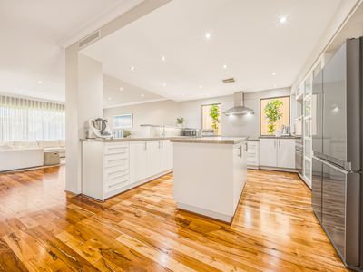 7 Turtles Bend, Secret Harbour