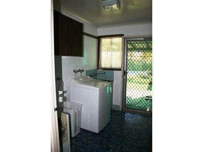 8 Klondyke Pl,, Newman