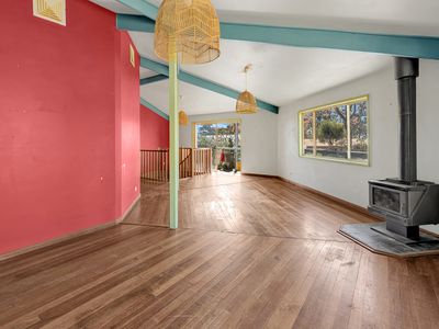 35 Hillcrest Avenue, North Narooma