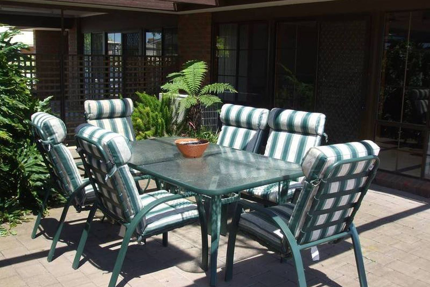 1 Lukin Court, Horsham