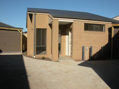 Unit 2 / 7 Deborah Street, Werribee