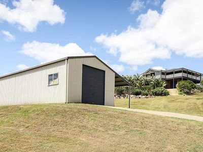 2 Tradewind Close, River Heads