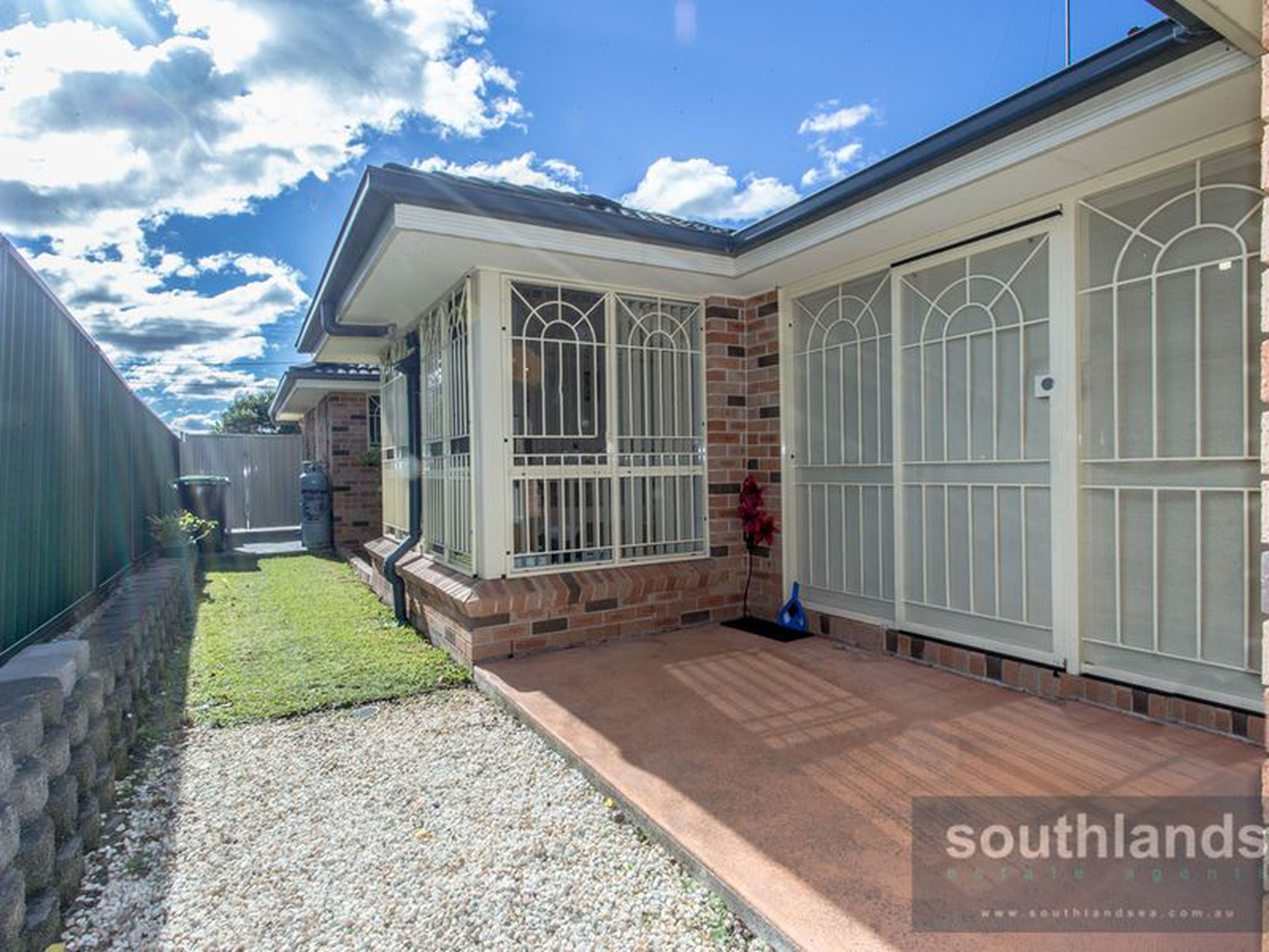 24 Anthony Crescent, KINGSWOOD