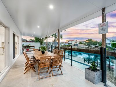 19 Summerland Ky, Broadbeach Waters