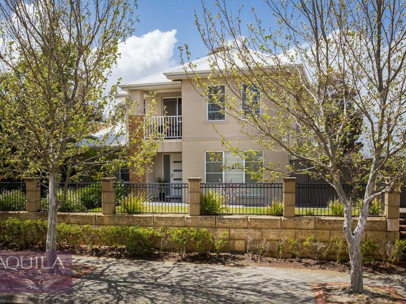 15 Harman Place, Aveley