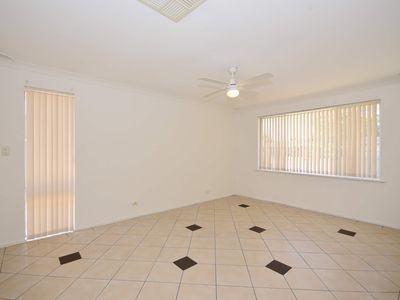 37 Clovertree Street, Maddington