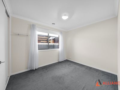 38 Howard Place, Deer Park