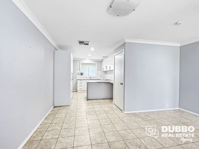13 Kestrel Close, Dubbo
