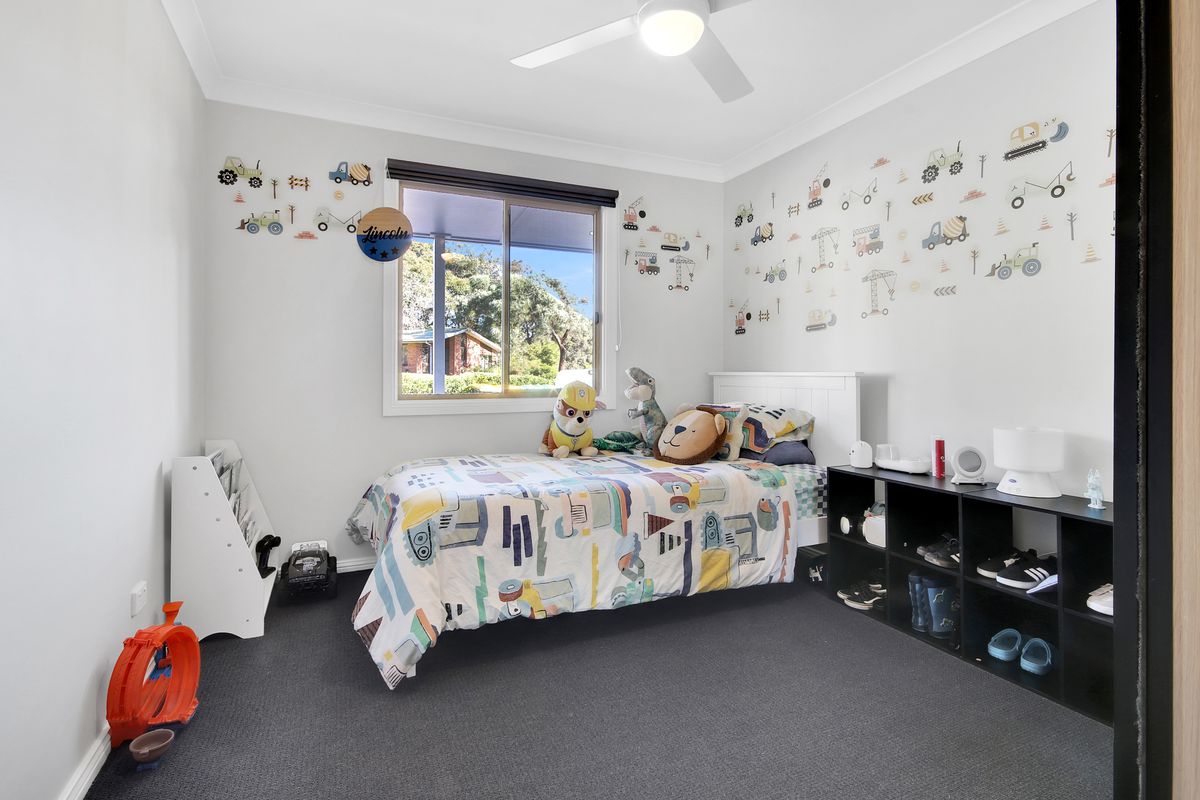 28 Thomson Parade, Dalmeny