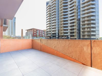 206/16 Pentridge Boulevard, Coburg