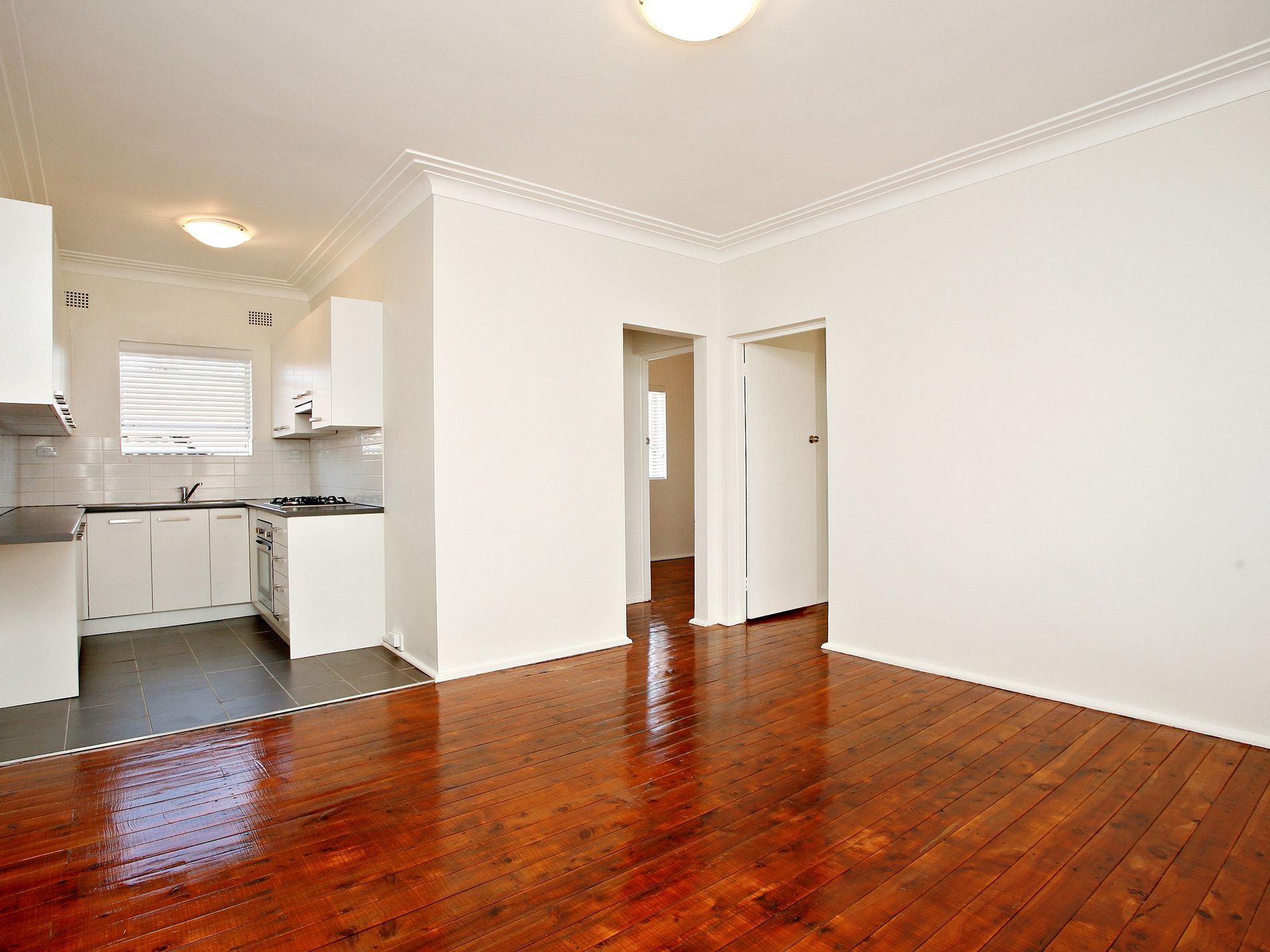 7 / 11 Derby Street, Kogarah