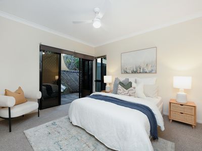 1 Saint Helens Drive, Mount Louisa