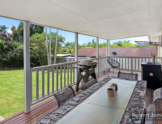 Tidy home in great location. image 16