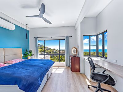 35 Raintree Place, Airlie Beach