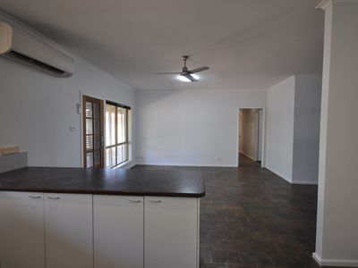 12 Nicholls Retreat, Port Hedland