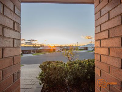 19 Pelagic Court, Dubbo