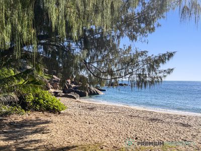 1 Horseshoe Bay Road, Bowen