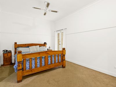 218 Princes Highway, Dapto