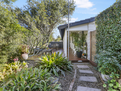 2 Brisbane Street, Noraville